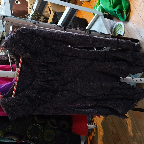 Wool dresses - Picture 2 of 3